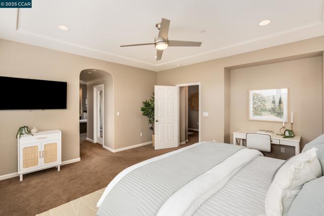 5617 Evolene St, Danville CA: https://media.crmls.org/mediaz/a9fbd013-5c04-40f7-a1de-62220e48fa0d.jpg