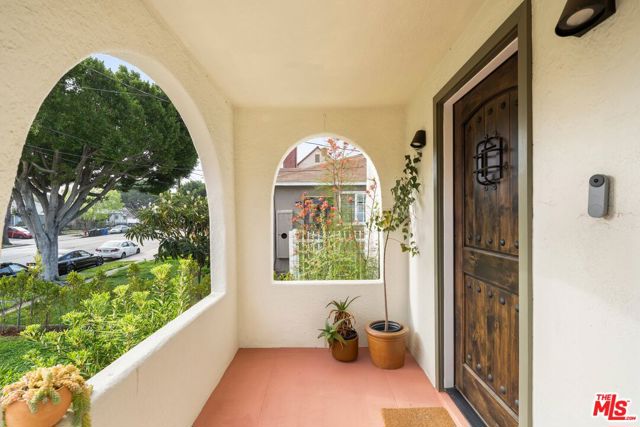 4513 Verdugo Road, Los Angeles CA: https://media.crmls.org/mediaz/a9fc219d-ff65-46eb-bcfd-98b31efae769.jpg