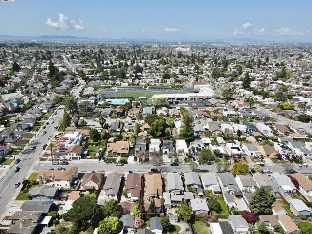 Image 56 of 57 For 574 Lewis Ave