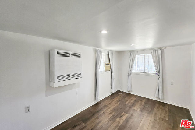 1716 Grafton Street, Los Angeles CA: https://media.crmls.org/mediaz/a9fe425c-b108-4991-a55c-c15bd349675b.jpg