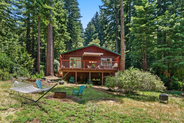 252 Nichols Drive, Santa Cruz CA: https://media.crmls.org/mediaz/a9feb5d3-ee01-49a1-baf8-75dad018d7a1.jpg