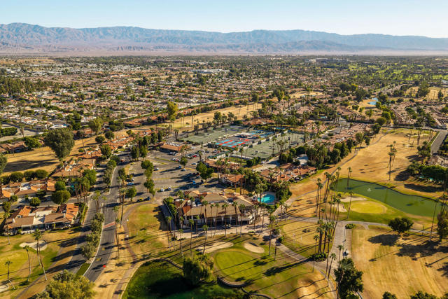 303 Villena Way, Palm Desert, CA 92260
