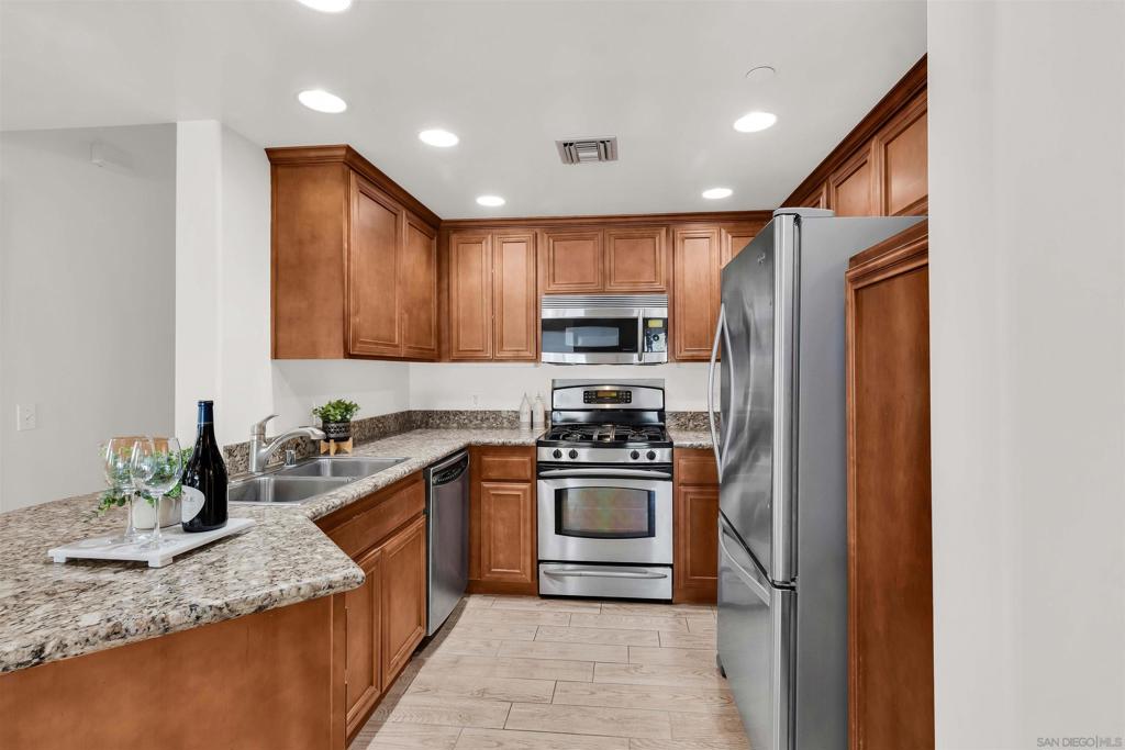 3990 Centre - photo 13