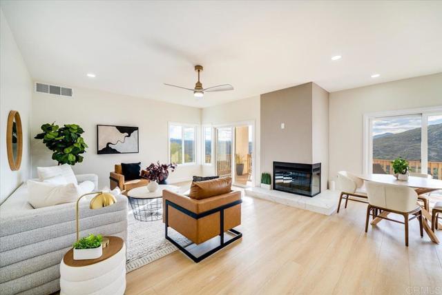 Detail Gallery Image 14 of 41 For 24513 Tesoro, Ramona,  CA 92065 - 4 Beds | 2/1 Baths