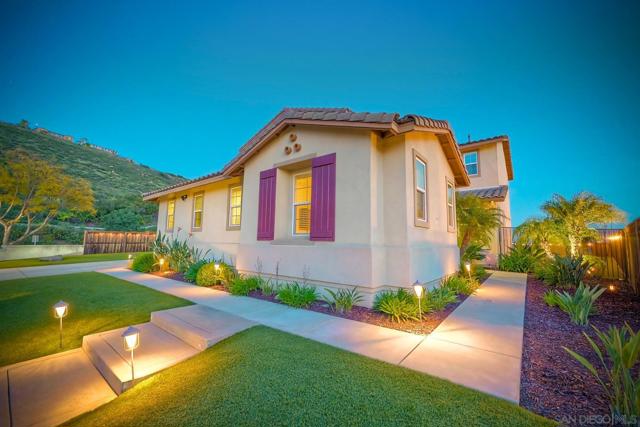 5324 Bella Vista St, Santee CA: https://media.crmls.org/mediaz/aa0060d1-e8c1-4865-b093-4d73fa40041a.jpg