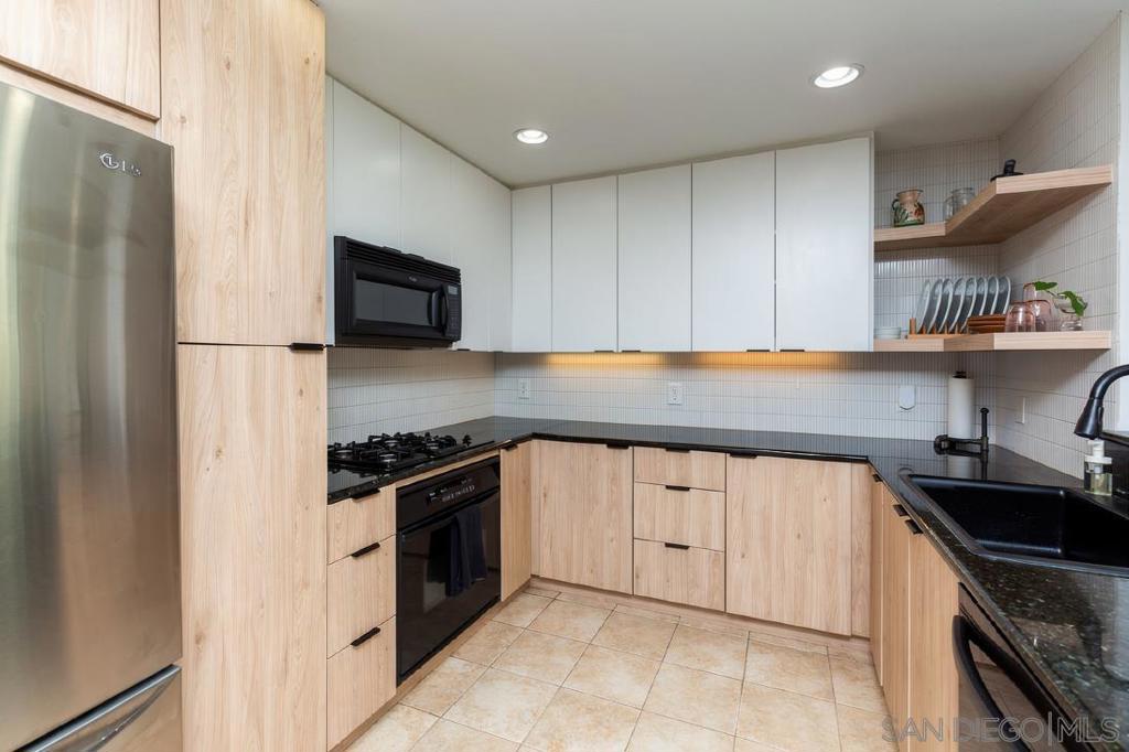 1225 Island - photo 5