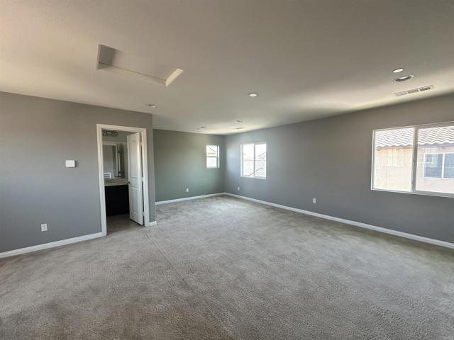 Detail Gallery Image 12 of 20 For 1508 Carpinteria St, Chula Vista,  CA 91913 - 5 Beds | 4 Baths