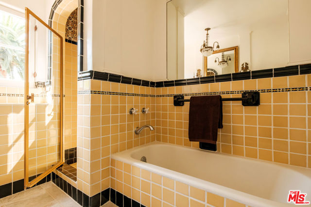 4 Bed Home for Sale in Los Angeles, California