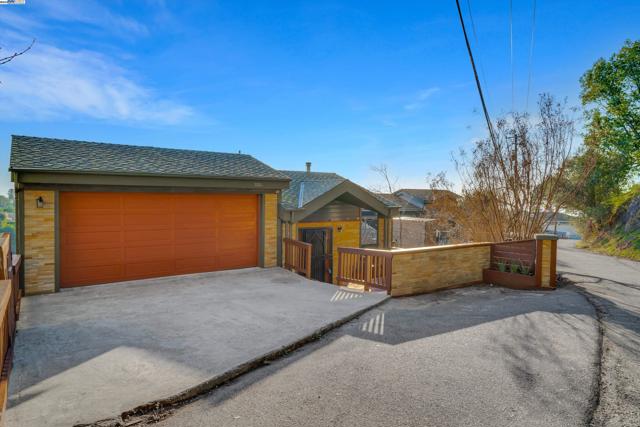Image 8 of 52 For 7001 Elverton Dr