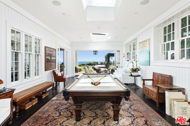 27540 Pacific Coast Highway, Malibu CA: https://media.crmls.org/mediaz/aa033b5d-797c-416e-ae84-be6e911106c2.jpg