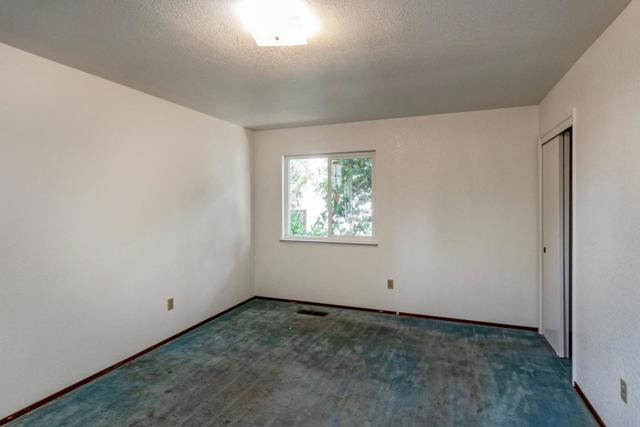 554 N 21st Street, San Jose CA: https://media.crmls.org/mediaz/aa036f12-f994-4836-9ed3-e0ccb6d00e63.jpg