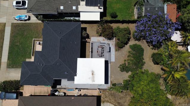 1464 Machado Street, Oceanside CA: https://media.crmls.org/mediaz/aa046019-f6c0-46ef-855d-b61dc3865ff2.jpg