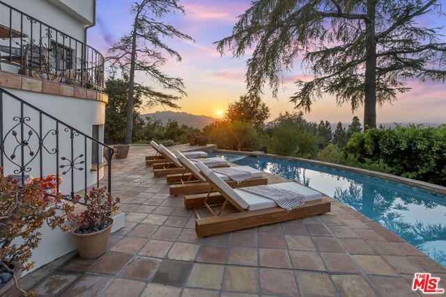 3527 Wonder View Drive, Los Angeles, California 90068, 6 Bedrooms Bedrooms, ,2 BathroomsBathrooms,Single Family Residence,For Sale,Wonder View,24455227