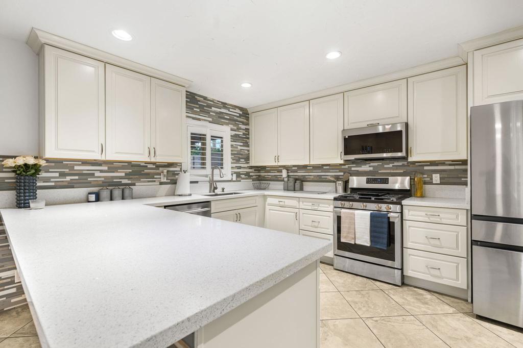 MLS #219138873DA image #23