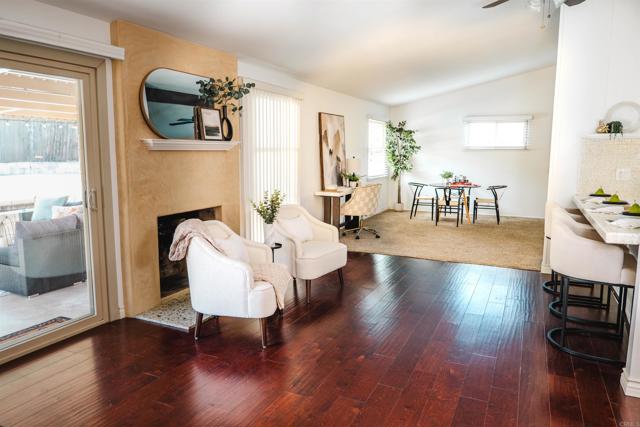 Detail Gallery Image 4 of 22 For 5283 Chollas Pkwy, San Diego,  CA 92105 - 4 Beds | 2/1 Baths