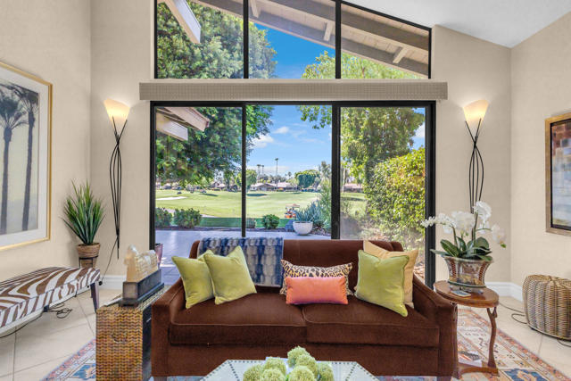 207 Bouquet Canyon Drive, Palm Desert, CA 92211