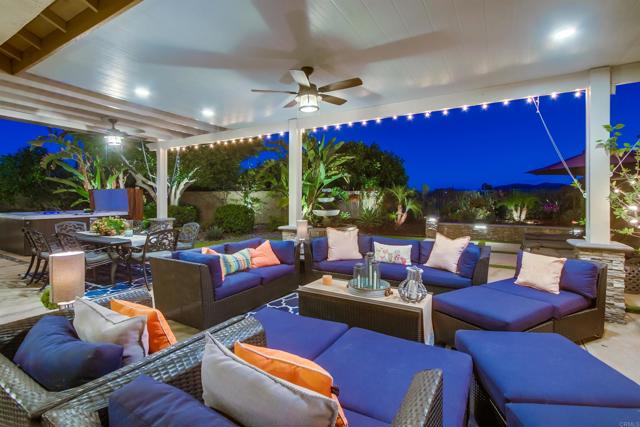 375 Camino Bailen, Escondido CA: https://media.crmls.org/mediaz/aa061b8d-4404-4d70-aaa7-db43eae3d0b7.jpg