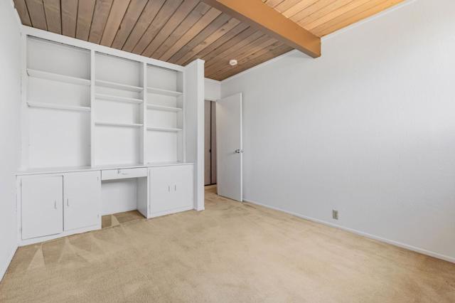 106 Eliza Court, Foster City CA: https://media.crmls.org/mediaz/aa069fb6-e4a5-46ca-93b8-8d9c7c7e26eb.jpg