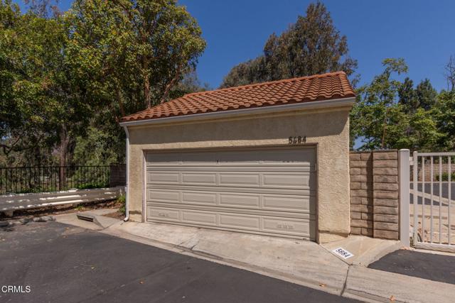 5684 Recodo Way, Camarillo CA: https://media.crmls.org/mediaz/aa071304-7e4d-4234-a86a-089eed2d37b7.jpg