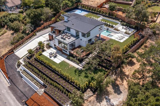 3964 Jefferson Avenue, Redwood City CA: https://media.crmls.org/mediaz/aa074195-968e-4026-b0ba-318901e36c17.jpg