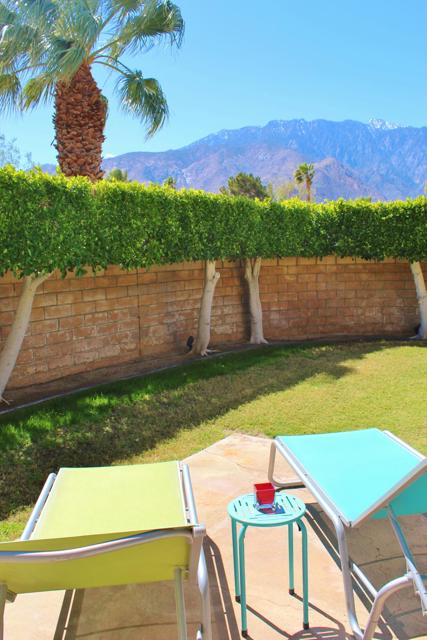 1181 Sunflower Lane, Palm Springs CA: https://media.crmls.org/mediaz/aa076d8b-c1a3-4386-83d9-29f2c9ba7954.jpg