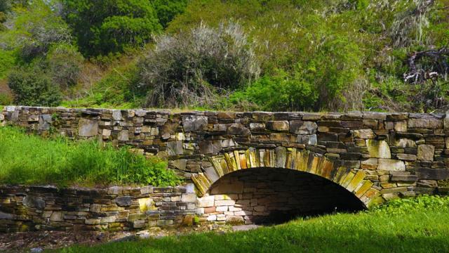 64 Marguerite (Tehama), Carmel CA: https://media.crmls.org/mediaz/aa0bea6d-c82d-4375-b6c1-b03e965540e6.jpg