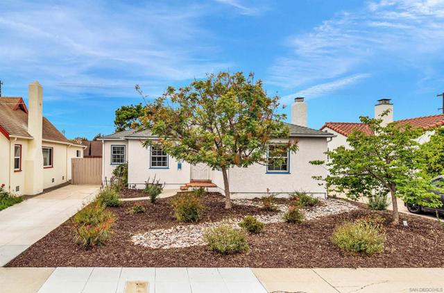 4642 59th Street, San Diego CA: https://media.crmls.org/mediaz/aa0bf367-e63f-43a7-912f-0cbd787c32e7.jpg