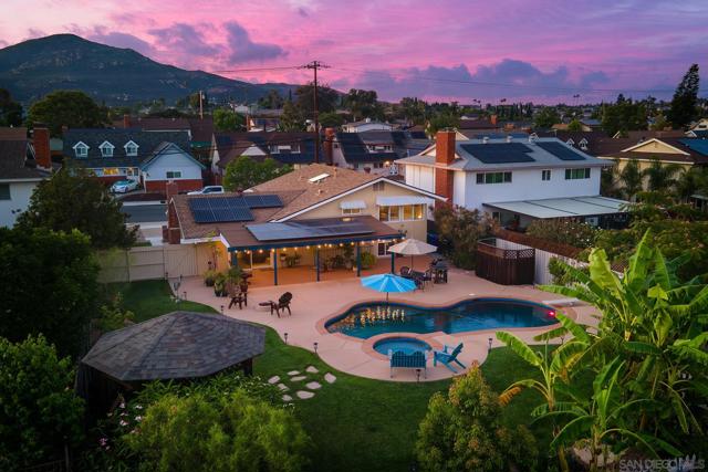 7783 Blue Lake Dr, San Diego CA: https://media.crmls.org/mediaz/aa0bf5a6-68d3-4ee5-aba7-e6ebd7792032.jpg