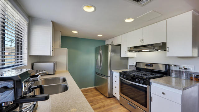 Image 3 of 19 For 2160 Palm Canyon Drive 10