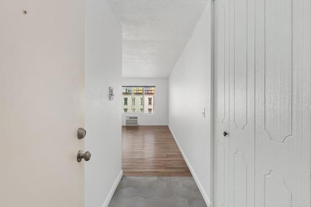 Image 5 of 25 For 3431 Park Boulevard 204