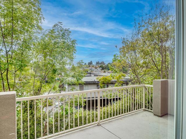 225 Pacifica Boulevard, Watsonville CA: https://media.crmls.org/mediaz/aa0d19da-d5dc-43ba-896e-9d6798e5e65c.jpg