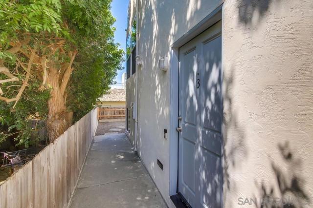 Image 3 of 60 For 4918 Dawes St  3