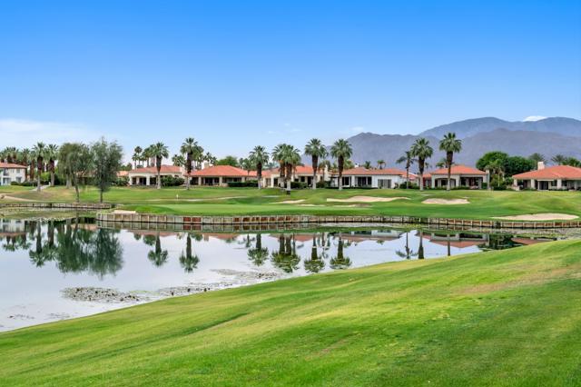 55208 Big, La Quinta CA: https://media.crmls.org/mediaz/aa0dd89a-f4ca-489d-a96d-58e1a6eb5825.jpg