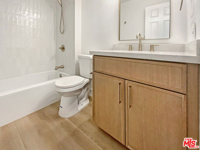 2230 La Crosse Circle, Claremont CA: https://media.crmls.org/mediaz/aa0e242a-82d1-4088-b1fe-98b79631a413.jpg
