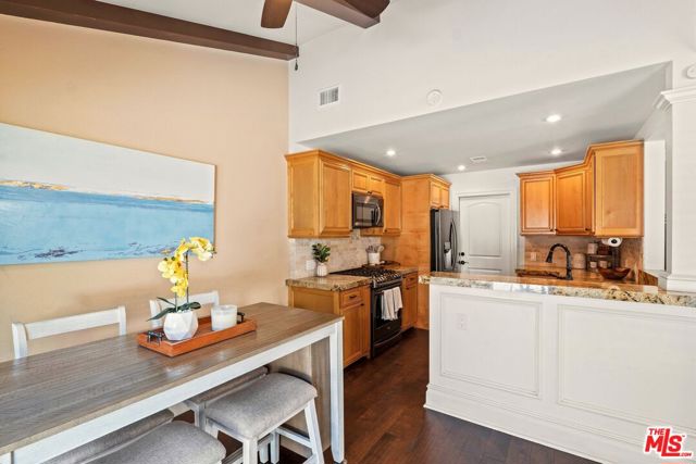 12339 Carl Street photo 6