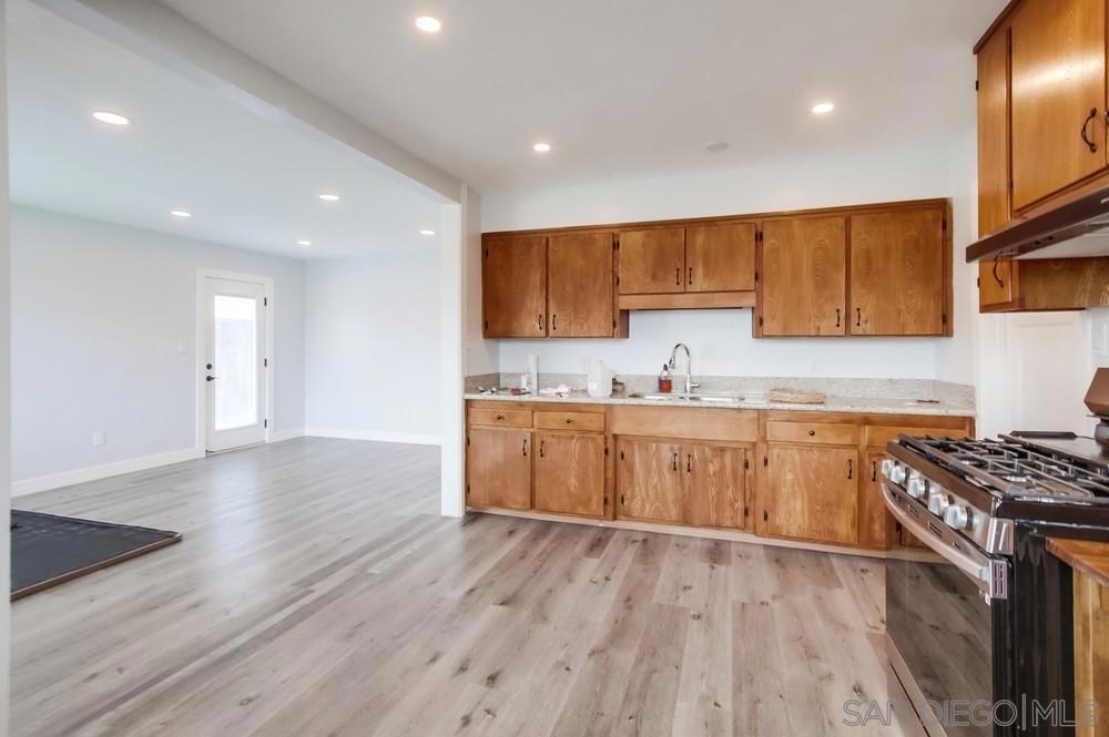 6375 Thorn St - photo 11