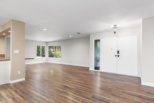 2410 Kenda Way, Alpine CA: https://media.crmls.org/mediaz/aa0f5bc7-8d2c-4072-b1b9-24edb43c5c91.jpg