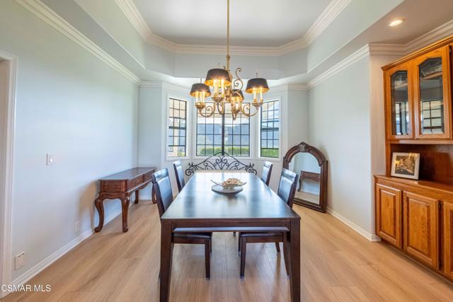 11300 Highridge Court, Camarillo CA: https://media.crmls.org/mediaz/aa0feead-3090-4a7d-ac74-d7ef8cc4518e.jpg