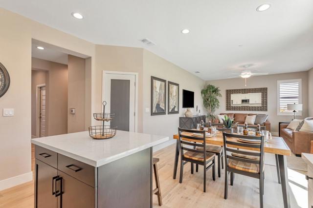 1153 Coyote Peak Way, Hollister CA: https://media.crmls.org/mediaz/aa103fe1-4432-4af4-9c82-e7220fdd6a91.jpg