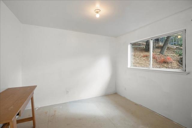 2934 San Juan Boulevard, Belmont CA: https://media.crmls.org/mediaz/aa1098cf-c0a2-41bf-b574-04e3f78abb06.jpg