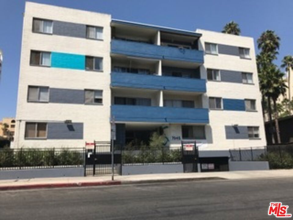 7045 Hawthorn Avenue #203