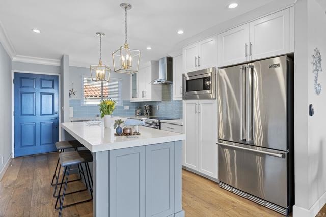 Detail Gallery Image 4 of 23 For 908 Caminito Madrigal #D,  Carlsbad,  CA 92011 - 2 Beds | 1/1 Baths