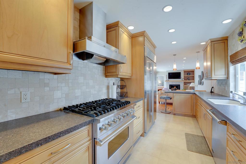 8139 Paseo Del Ocaso - photo 5