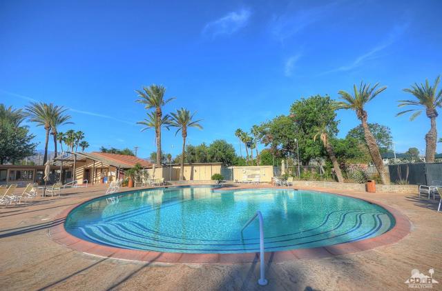 77310 Minnesota Avenue, Palm Desert CA: https://media.crmls.org/mediaz/aa12d2ad-2d0c-4c3a-9330-b86263a409bc.jpg