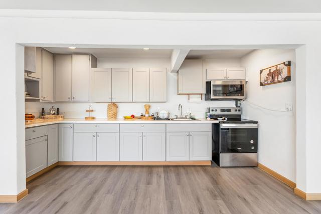 Image 7 of 38 For 9301 Polaris Way