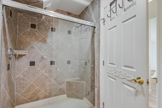 3585 Flint Creek Drive, San Jose CA: https://media.crmls.org/mediaz/aa14fad3-7256-4fef-bcb9-884897658662.jpg