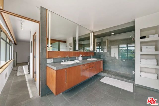 Drew Fenton | 27553 Pacific Coast Highway Malibu CA | MLS: 7493798