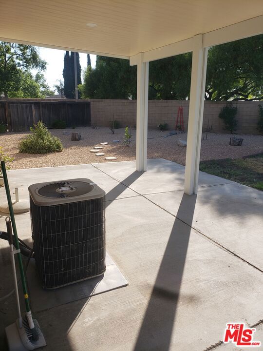 11875 Cedarbrook Place, Rancho Cucamonga CA: https://media.crmls.org/mediaz/aa16d080-f531-4d61-b60e-7497c78c1500.jpg