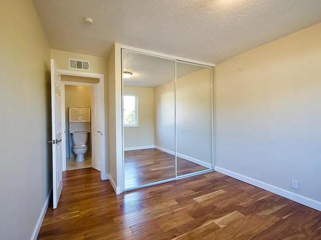 621 Forest Lake Drive, Pacifica CA: https://media.crmls.org/mediaz/aa1a42ba-b029-4dce-9321-de539eef2b11.jpg