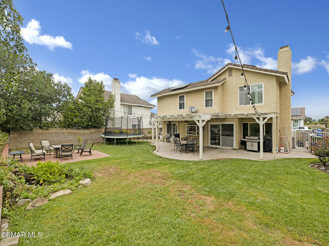 13100 View Mesa Street, Moorpark CA: https://media.crmls.org/mediaz/aa1c46fa-eb78-4d52-9139-a9770c30fef9.jpg